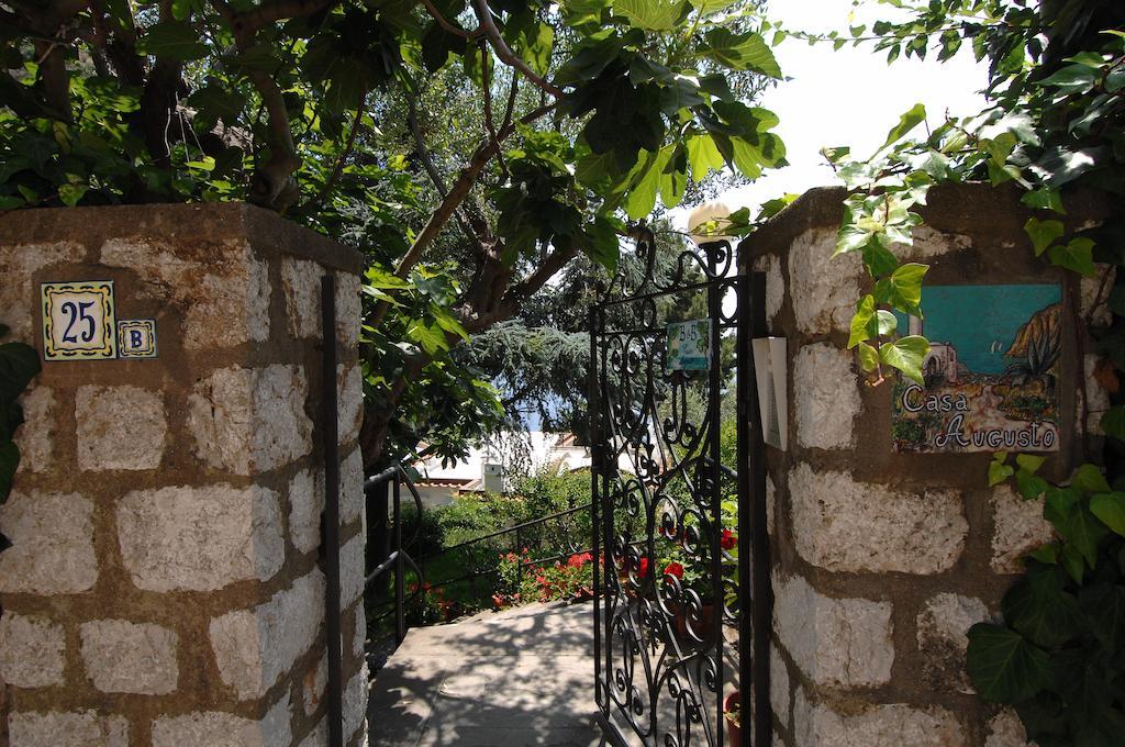 Casa Augusto Bed & Breakfast